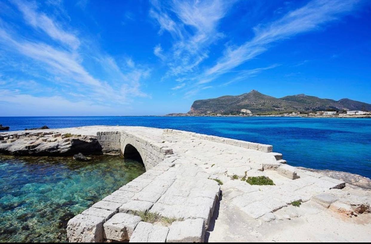 Stabilimento Lido Burrone Acomodação com café da manhã Ilha de Ilha de Favignana Exterior foto