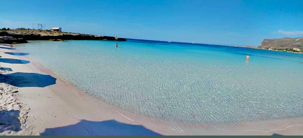 Stabilimento Lido Burrone Acomodação com café da manhã Ilha de Ilha de Favignana Exterior foto